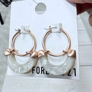 Forever 21 Dangle Earrings matte rose gold